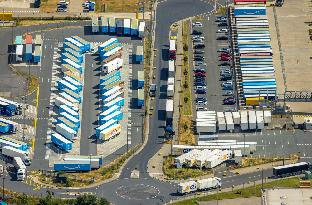 Aerial image Dortmund - complex of buildings on the site of the logistics center of the online retailer Amazon in the district of Downtown North in Dortmund at Ruhrgebiet in the state of North Rhine-Westphalia