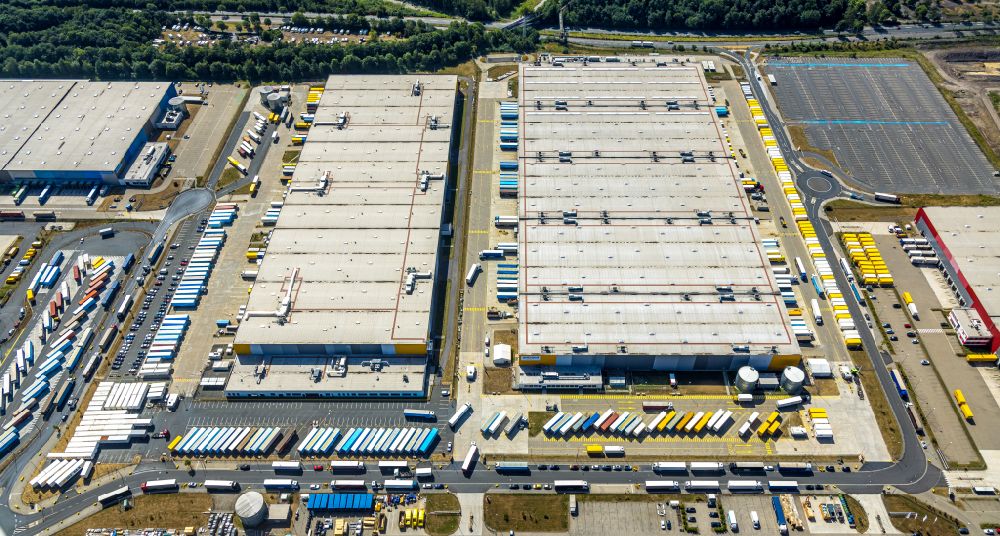 Aerial photograph Dortmund - Logistics center internet dealer Amazon in the district Innenstadt-Nord on street Kaltbandstrasse in Dortmund at Ruhrgebiet in the state North Rhine-Westphalia