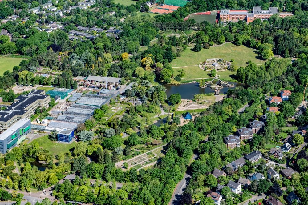 Aerial image Hamburg - Park of Loki Schmidt Garten - Botanischer Garten of Universitaet Hamburg on Hesten in the district Klein Flottbek in Hamburg, Germany