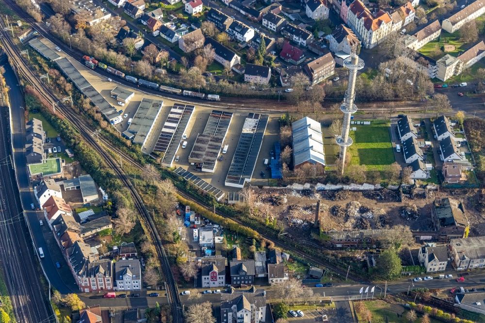 Herne from the bird's eye view: Aerial view of Mulvanystrasse garage yard and transmission mast at a demolition site in Herne-Mitte in Herne in the Ruhr area in the German state of North Rhine-Westphalia, Germany