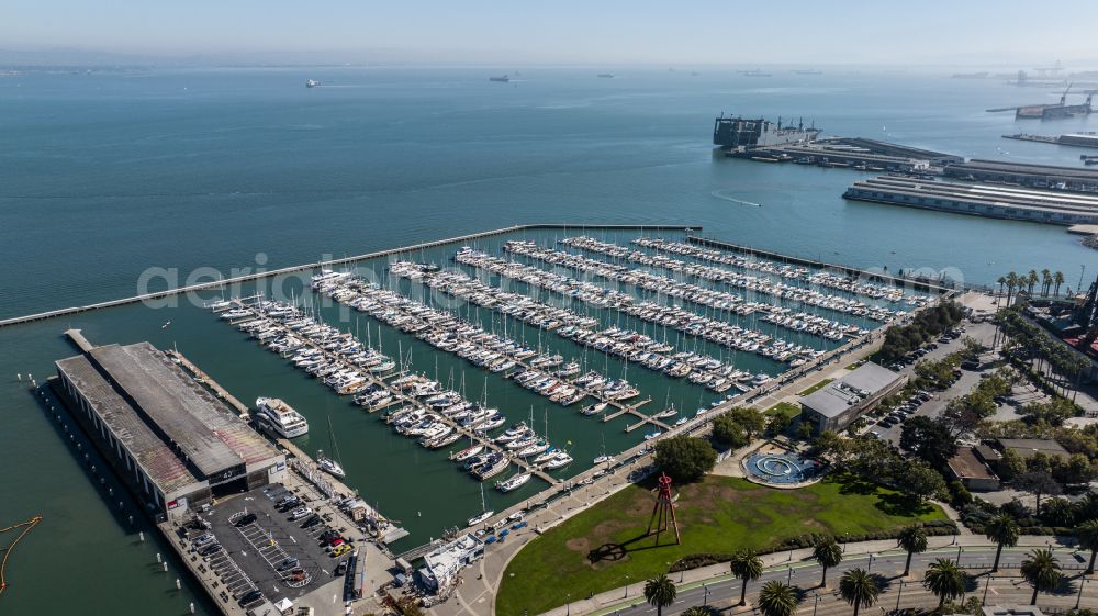 Aerial photograph San Francisco - Marina - harbour area on the shore of Pier 40, South Beach Harbour on street King Street in San Francisco in California, United States of America