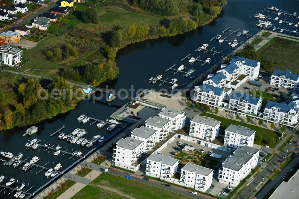 Aerial photograph Werder (Havel) - Marina - harbour area on the shore of a side arm of the big Zern of lake in Werder (Havel) in the federal state Brandenburg, Germany