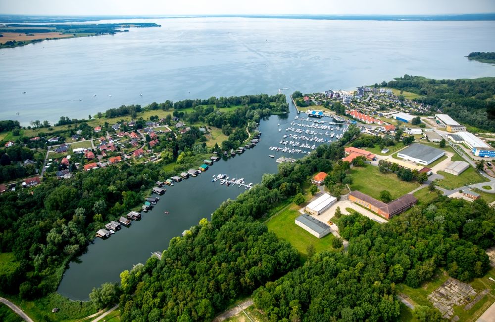 Aerial photograph Rechlin - Marina Mueritz - harbour area on the shores of Lake Claassee between the Hafendorf village and Rechlin-Nord in Rechlin in the state of Mecklenburg - Western Pomerania