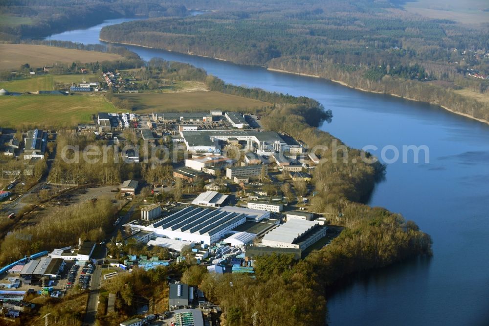Schwerin from above - Buildings and production halls on the site of the mechanical engineering company of SES factoryzeugbau Schwerin GmbH on den Sacktonnen in Schwerin in the state Mecklenburg - Western Pomerania, Germany