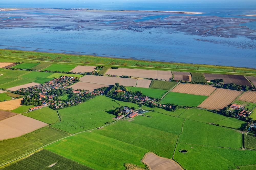 Wangerland from the bird's eye view: Townscape on the seacoast Minsen in Wangerland in the state Lower Saxony, Germany