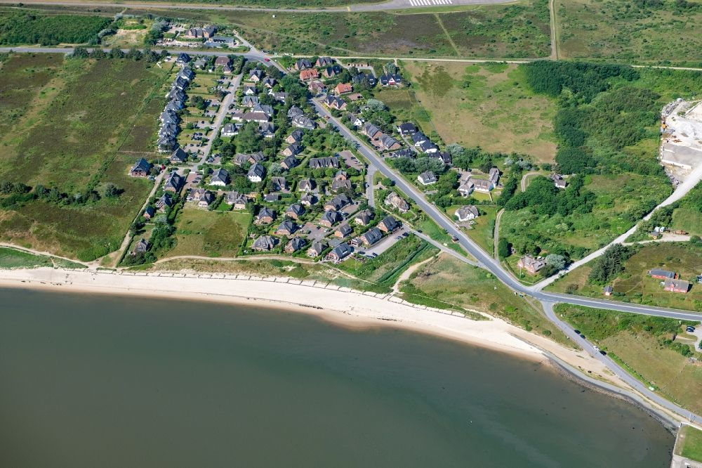 Sylt-Ost from above - Townscape on the seacoast of North Sea in Keitum-Munkmarsch in the state Schleswig-Holstein