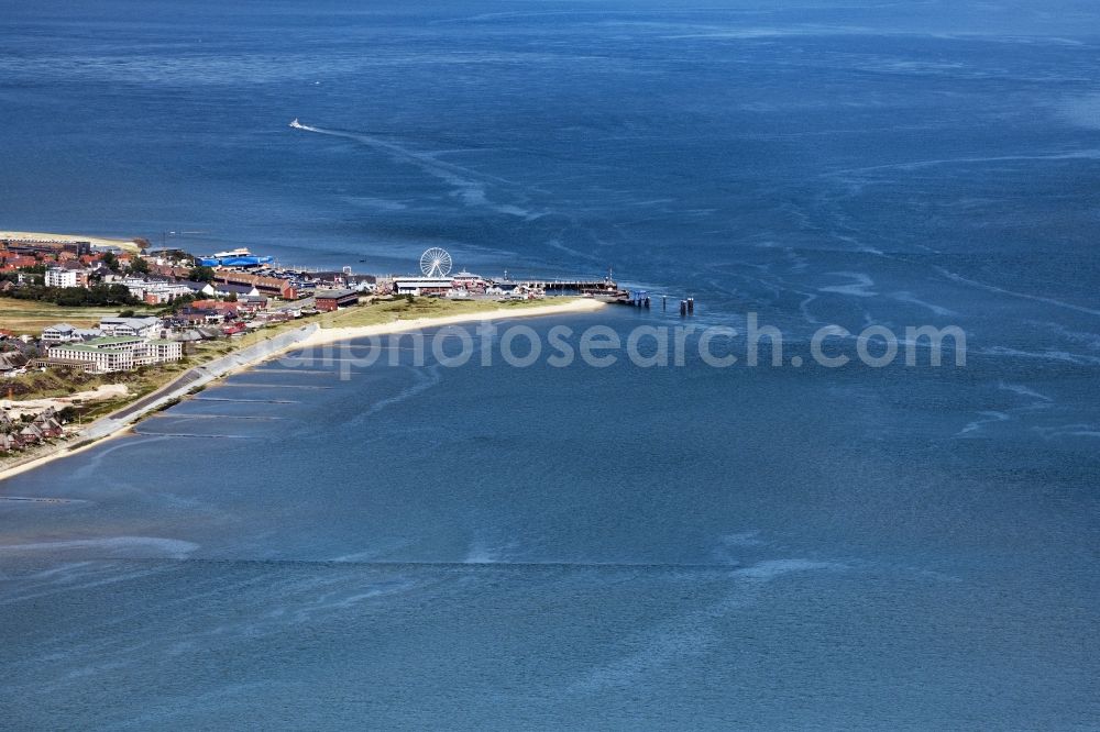 Aerial photograph List - Townscape on the seacoast of North Sea in List in the state Schleswig-Holstein