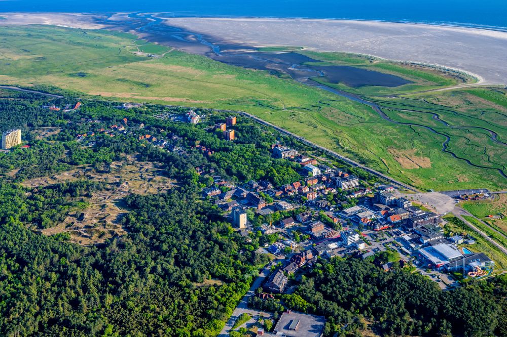 Aerial photograph Sankt Peter-Ording - Townscape on the seacoast of North Sea in Sankt Peter-Ording in the state Schleswig-Holstein