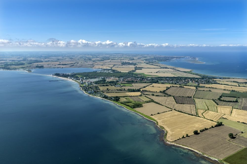 Aerial image Großenbrode - Townscape on the seacoast of Baltic Sea in Grossenbrode in the state Schleswig-Holstein