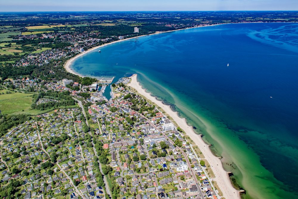 Niendorf from above - Townscape on the seacoast of Baltic Sea in Niendorf/Ostsee in the state Schleswig-Holstein, Germany