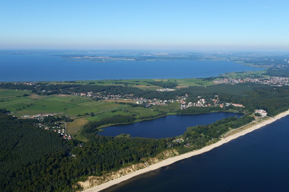 Loddin from the bird's eye view: Townscape on the seacoast of the Baltic Sea in the district Koelpinsee in Loddin in the state Mecklenburg - Western Pomerania