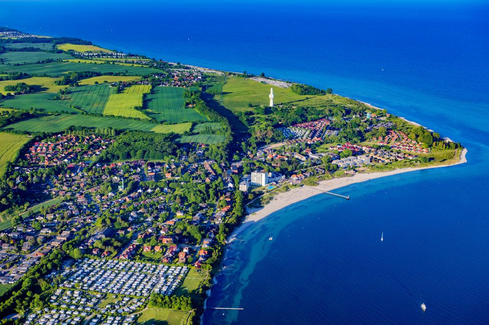 Aerial photograph Neustadt in Holstein - Townscape on the seacoast of Baltic Sea in Pelzerhaken in the state Schleswig-Holstein