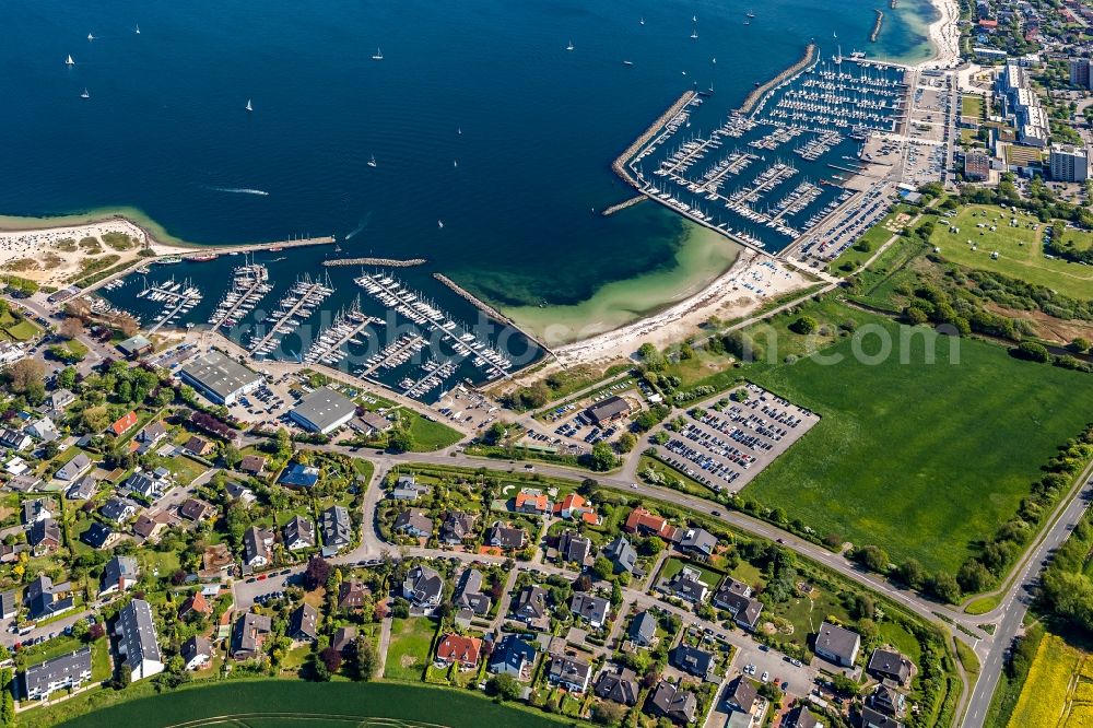 Strande from the bird's eye view: Townscape on the seacoast of Baltic Sea in Strande in the state Schleswig-Holstein, Germany