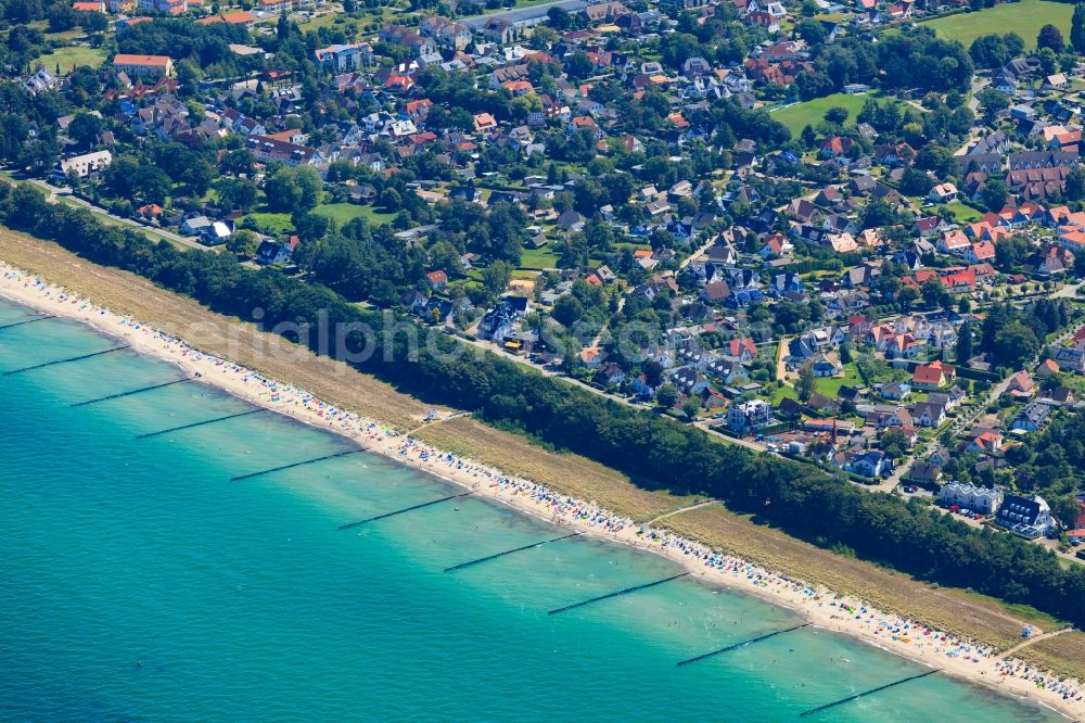 Aerial photograph Zingst - Townscape on the seacoast of of Baltic Sea in Zingst in the state Mecklenburg - Western Pomerania, Germany