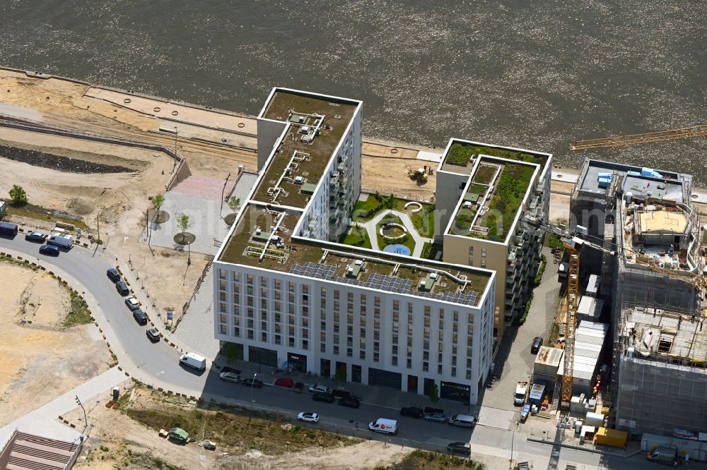 Aerial photograph Hamburg - Multi-family residential complex on Baakenallee in the district HafenCity in Hamburg, Germany