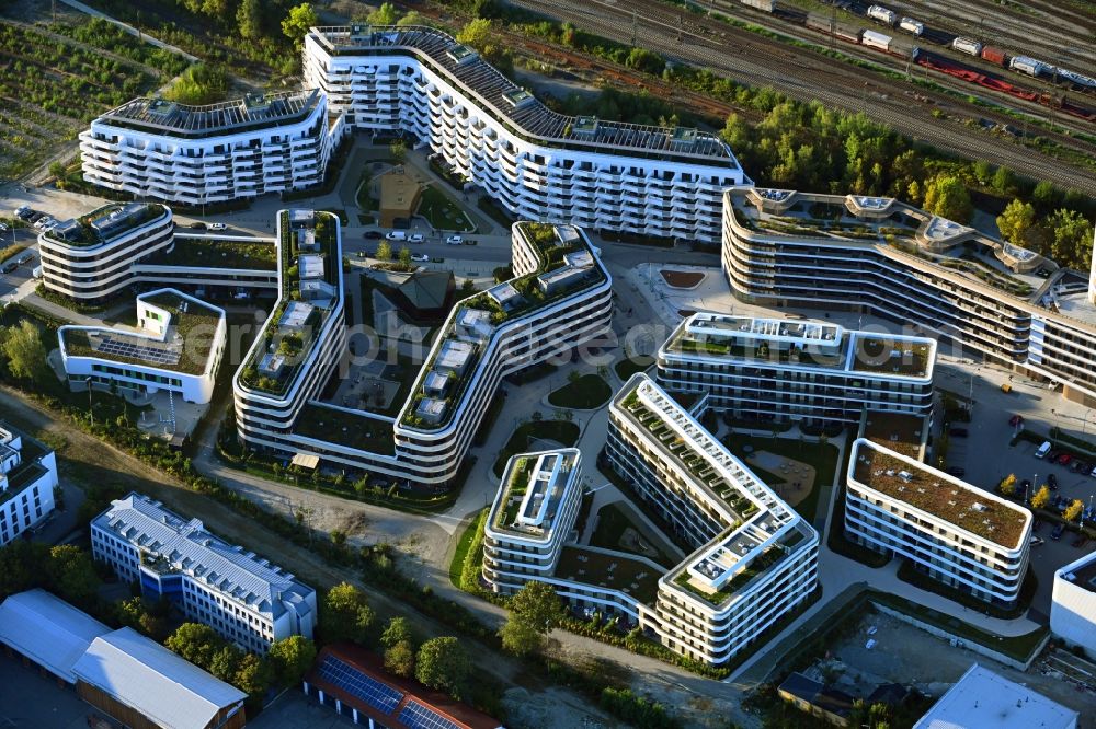 Aerial image München - Multi-family residential complex Baumkirchen Mitte on Hermann-Weinhauser-Strasse in Munich in the state Bavaria, Germany