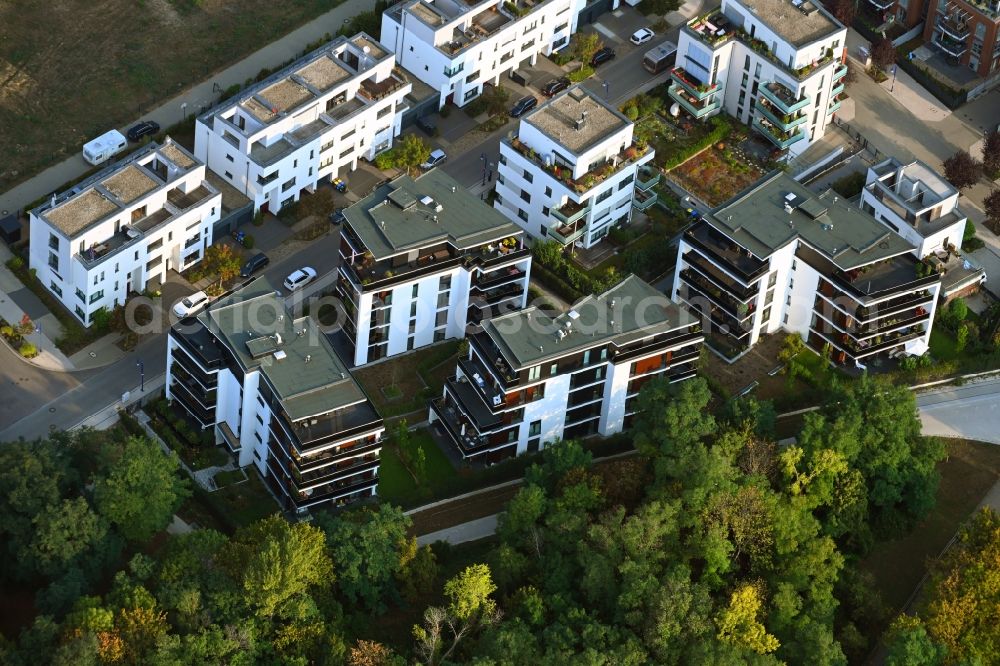 Magdeburg from the bird's eye view: Multi-family residential complex Im Elbbahnhof in Magdeburg in the state Saxony-Anhalt, Germany