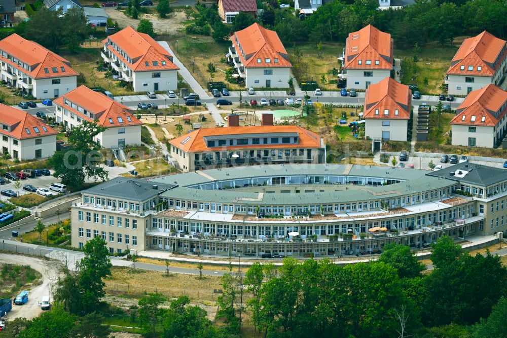 Wustermark from above - Multi-family residential complex Gold- Gartenstadt Olympisches Dorf von 1936 in the district Elstal in Wustermark in the state Brandenburg, Germany