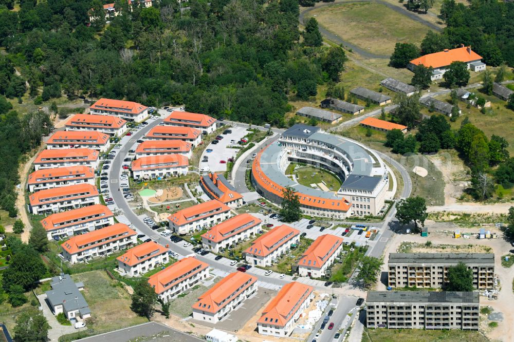 Aerial image Wustermark - Multi-family residential complex Gold- Gartenstadt Olympisches Dorf von 1936 in the district Elstal in Wustermark in the state Brandenburg, Germany