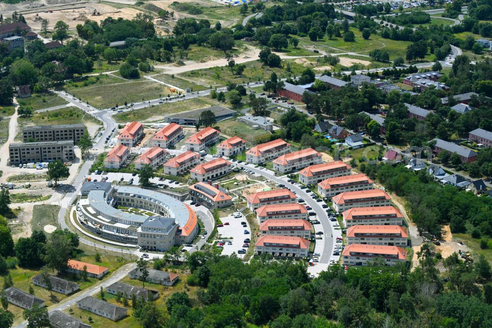 Aerial photograph Wustermark - Multi-family residential complex Gold- Gartenstadt Olympisches Dorf von 1936 in the district Elstal in Wustermark in the state Brandenburg, Germany