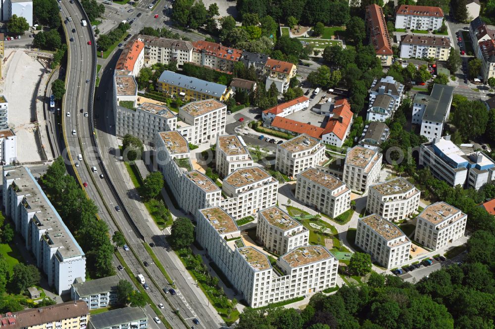 München from above - Multi-family residential complex LIVING ISAR on Hellabrunner Strasse in the district Untergiesing-Harlaching in Munich in the state Bavaria, Germany