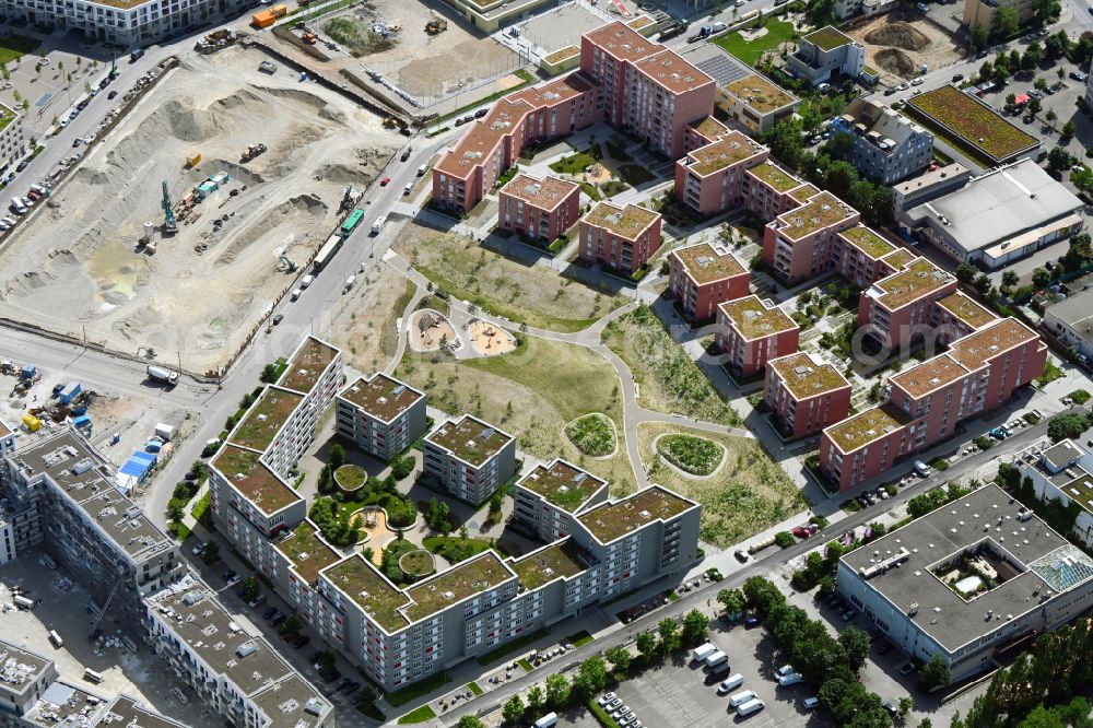 Aerial photograph München - Multi-family residential complex on Peter-Anders-Strasse in the district Pasing-Obermenzing in Munich in the state Bavaria, Germany