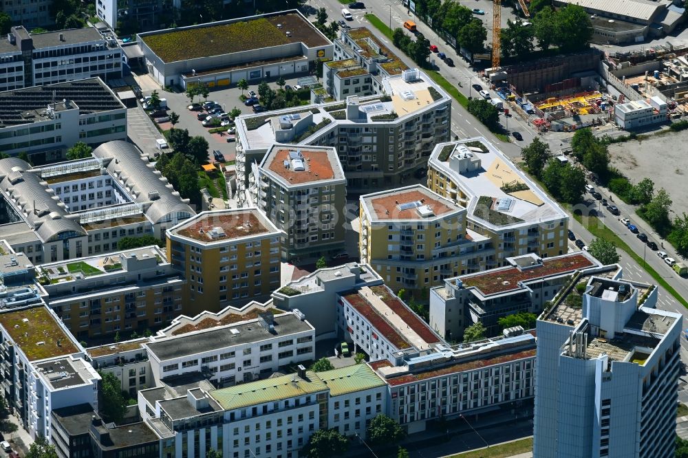 München from above - New multi-family residential complex Tuebinger Strasse - Hansastrasse in the district Sendling-Westpark in Munich in the state Bavaria, Germany