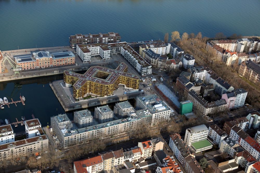 Aerial image Mainz - New multi-family residential complex PANDION DOXX on the Suedmole in Alten Zollhafen in the district Neustadt in Mainz in the state Rhineland-Palatinate, Germany