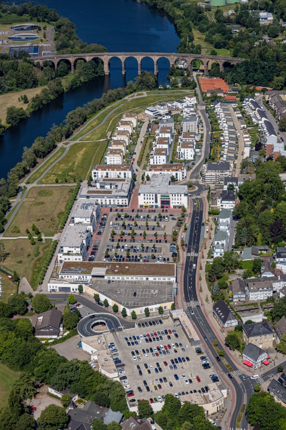 Herdecke from the bird's eye view: Multi-family residential complex in residential Ufer-Viertel former Westfalia- Gelaende in the district Westende in Herdecke in the state North Rhine-Westphalia