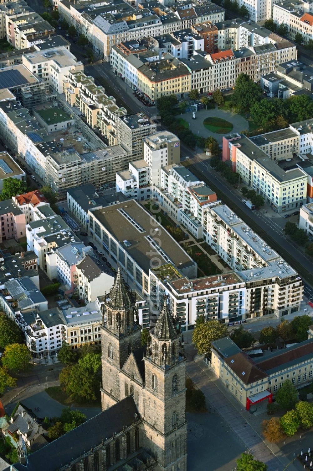 Magdeburg from the bird's eye view: Build a new multi-family residential complex Breiter Weg - Danzstrasse in Magdeburg in the state Saxony-Anhalt, Germany