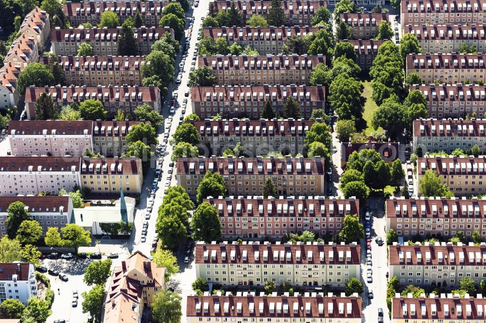 Aerial image München - Residential area of a multi-family house settlement Alte Heide in Munich in the state Bavaria, Germany