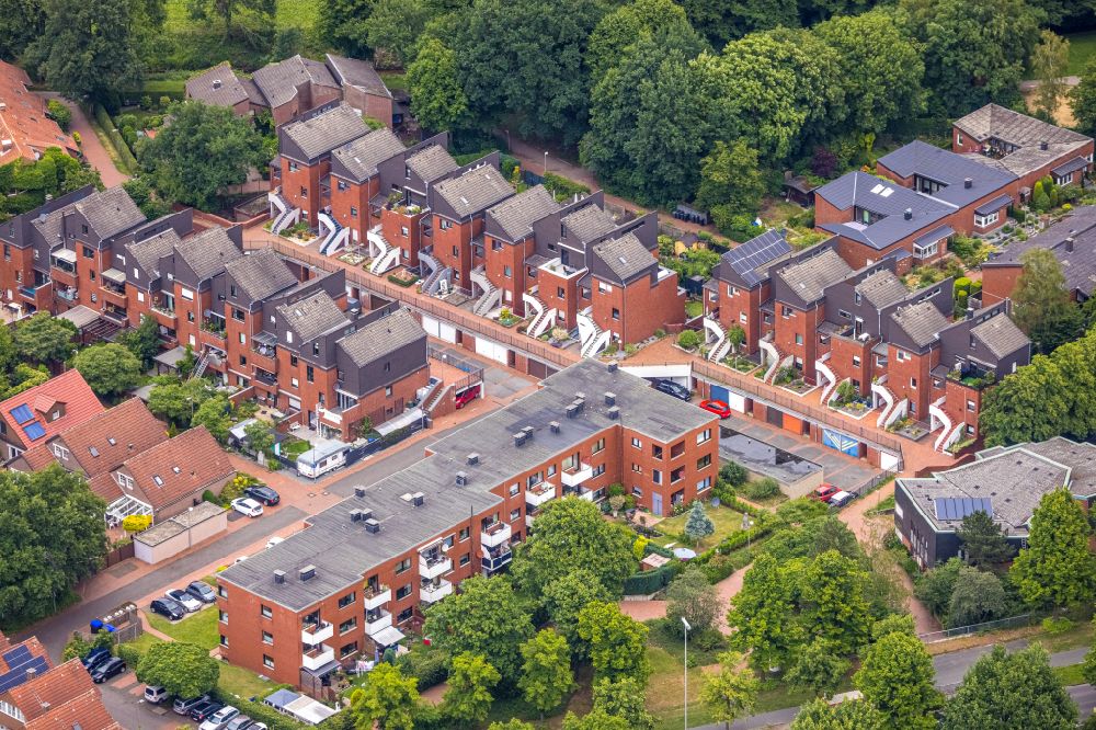 Aerial image Barkenberg - Residential area of a multi-family house settlement on street Heidbruch in Barkenberg at Ruhrgebiet in the state North Rhine-Westphalia, Germany