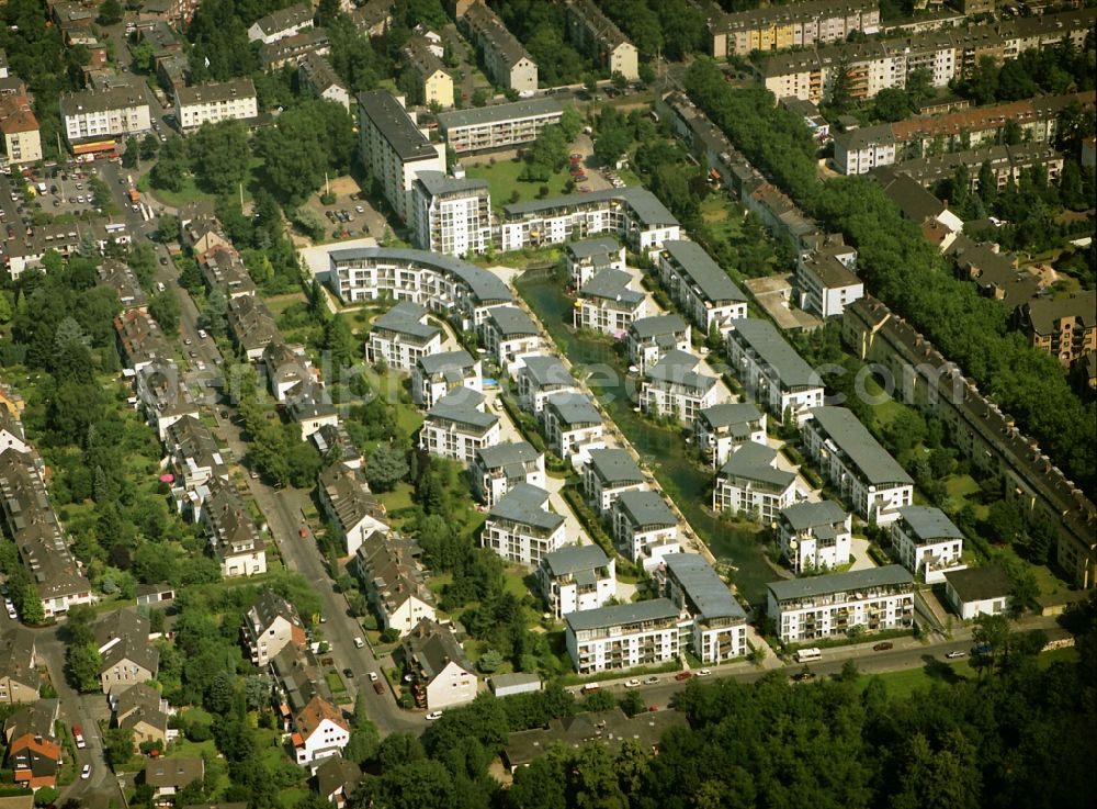 Köln from the bird's eye view: Residential area of a multi-family house settlement Am Beethovenpark in the district Suelz in Cologne in the state North Rhine-Westphalia, Germany