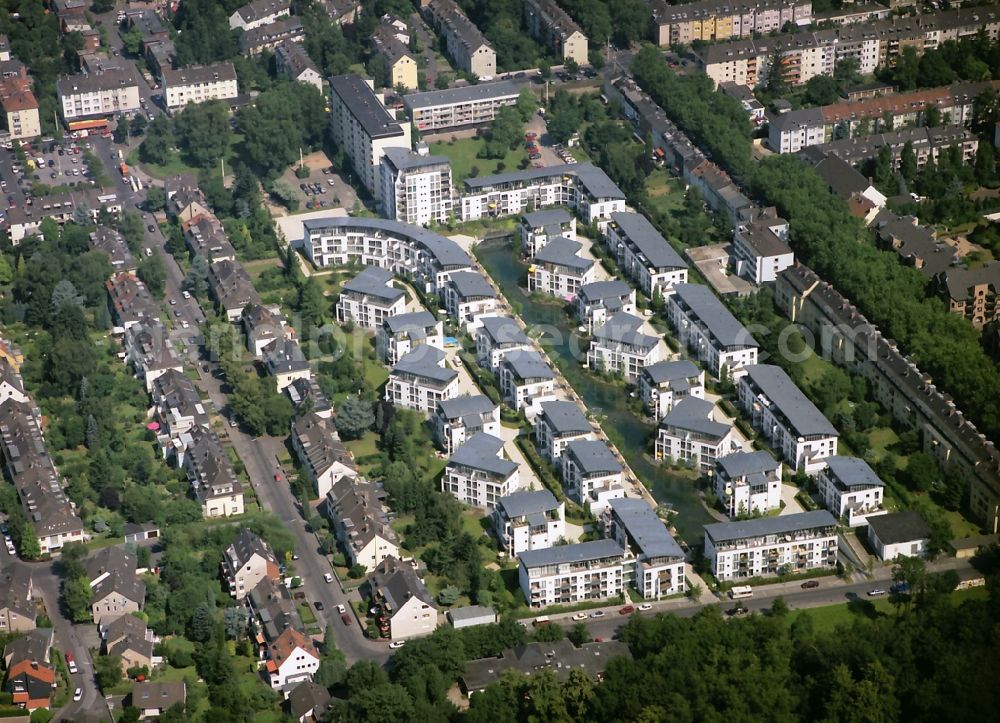 Aerial photograph Köln - Residential area of a multi-family house settlement Am Beethovenpark in the district Suelz in Cologne in the state North Rhine-Westphalia, Germany