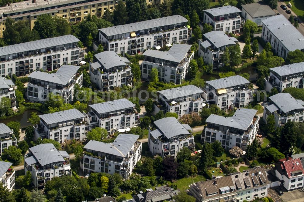 Köln from above - Residential area of a multi-family house settlement Am Beethovenpark in the district Suelz in Cologne in the state North Rhine-Westphalia, Germany