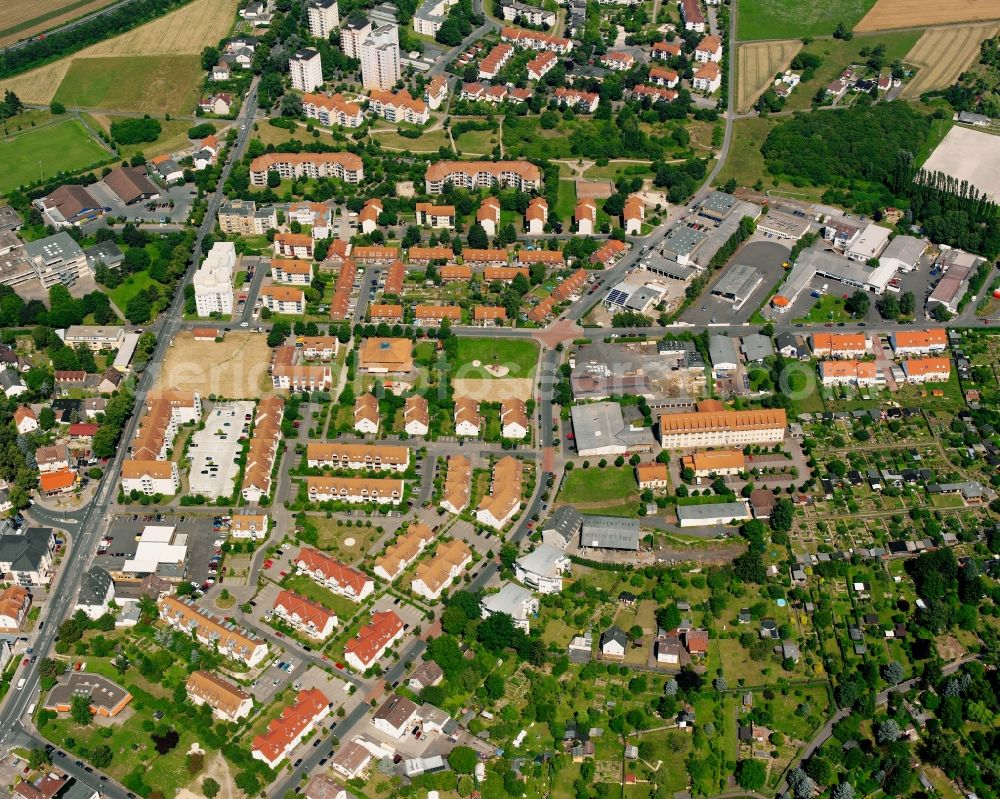 Gießen from the bird's eye view: Residential area of a multi-family house settlement in Gießen in the state Hesse, Germany