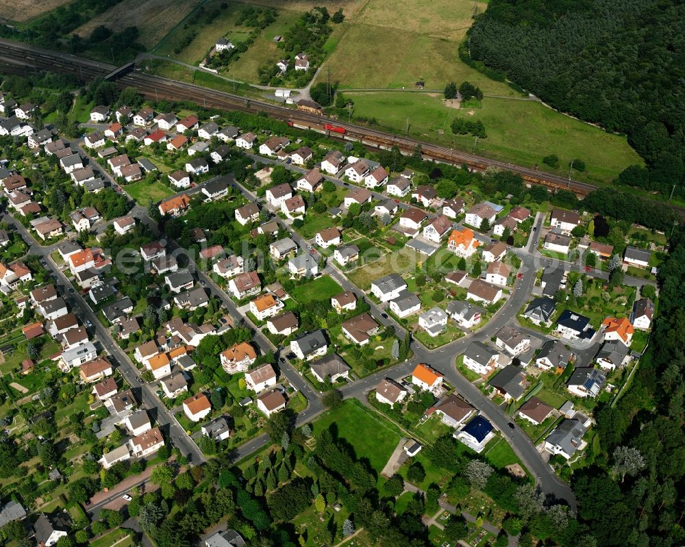 Kleinlinden from the bird's eye view: Residential area of a multi-family house settlement in Kleinlinden in the state Hesse, Germany