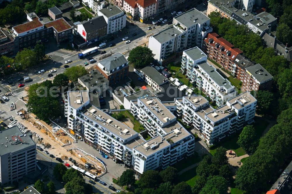 Aerial photograph Hamburg - Residential area of a multi-family house settlement on Max-Brauer-Allee overlooking earthworks on a road construction site in the district Altona-Altstadt in Hamburg, Germany