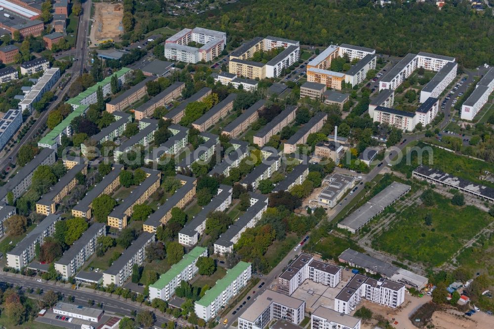 Aerial photograph Leipzig - Residential area of a multi-family house settlement on Norderneyer Weg in the district Gohlis-Nord in Leipzig in the state Saxony, Germany