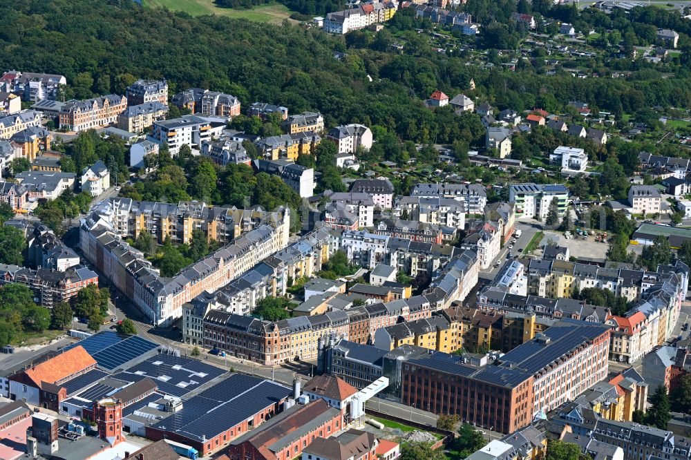 Aerial image Plauen - Residential area of a multi-family house settlement on street Beethovenstrasse in the district Chrieschwitz in Plauen Vogtland in the state Saxony, Germany