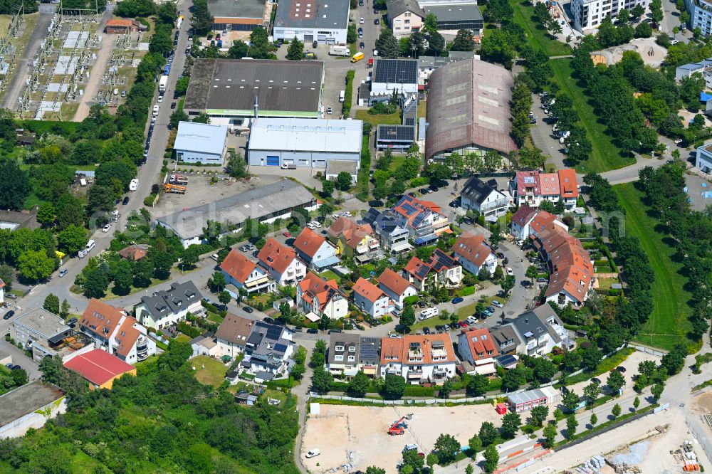 Aerial image Mannheim - Residential area of a multi-family house settlement on street Elisabeth-Altmann-Gottheiner-Strasse in the district Kaefertal in Mannheim in the state Baden-Wuerttemberg, Germany