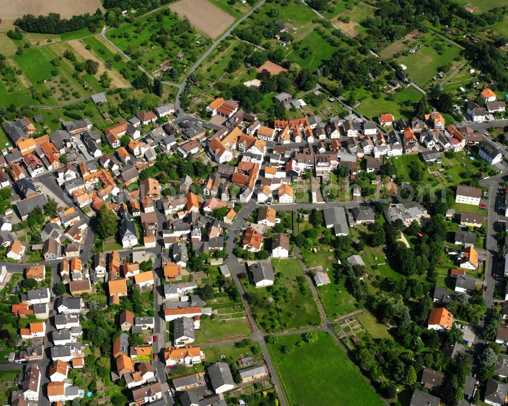 Aerial photograph Rödgen - Residential area of a multi-family house settlement in Rödgen in the state Hesse, Germany