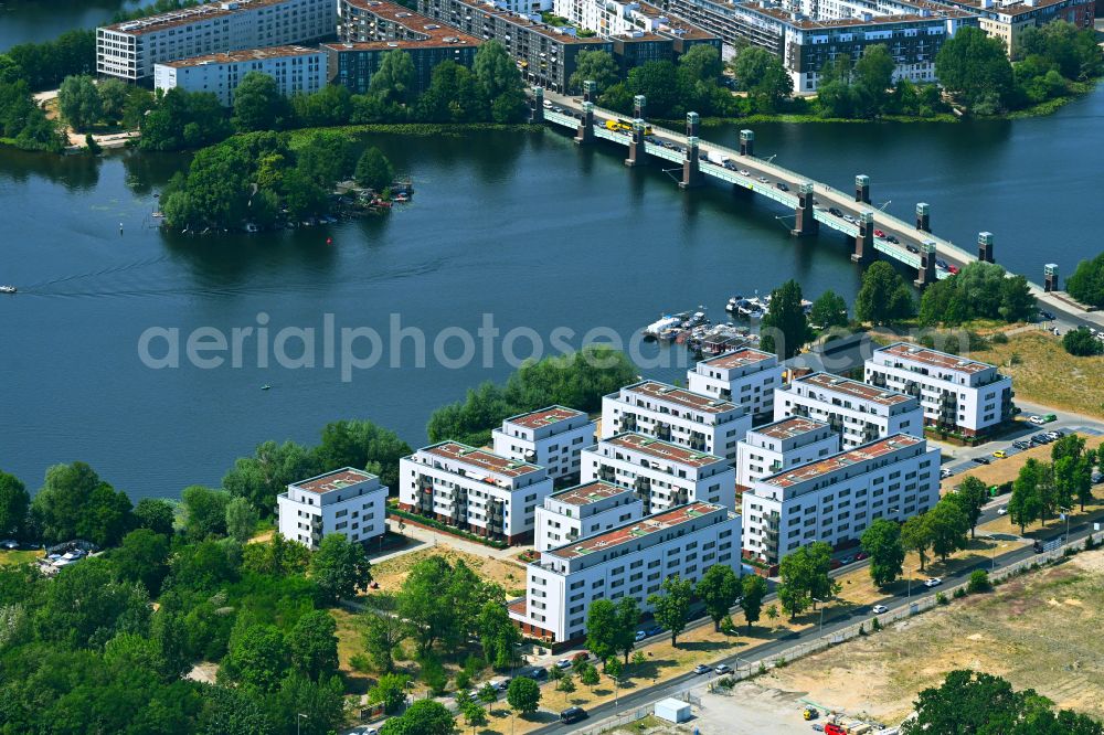 Aerial image Berlin - Multi-family housing development - new building Waterkant on Daumstrasse in the district Haselhorst in Berlin, Germany