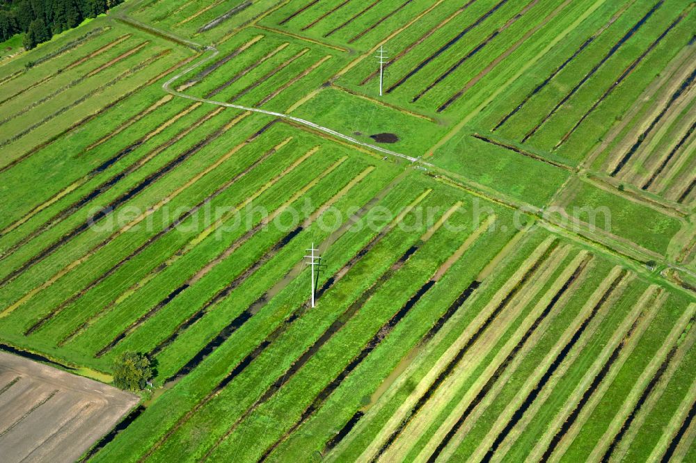 Aerial image Curslack - Irrigation and Melioration- channels on agricultural fields on street Curslacker Heerweg in Curslack in the state Hamburg, Germany