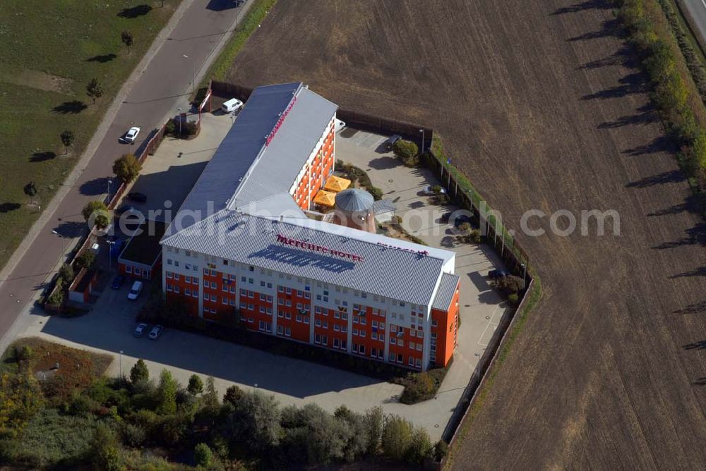 Aerial image Halle - Blick auf das Mercure Hotel in Halle-Peissen. Kontakt: Mercure Hotel Alba Halle-Leipzig Saale GmbH, An der Mühle 1, 06188 Halle-Peissen, Deutschland.