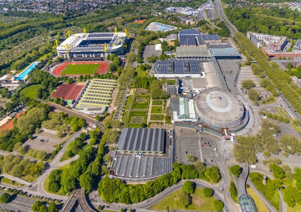 Dortmund from above - Exhibition grounds, convention center and exhibition halls and arena of the BVB - Signal Iduna Park stadium in Dortmund in the Ruhr area in the state of North Rhine-Westphalia