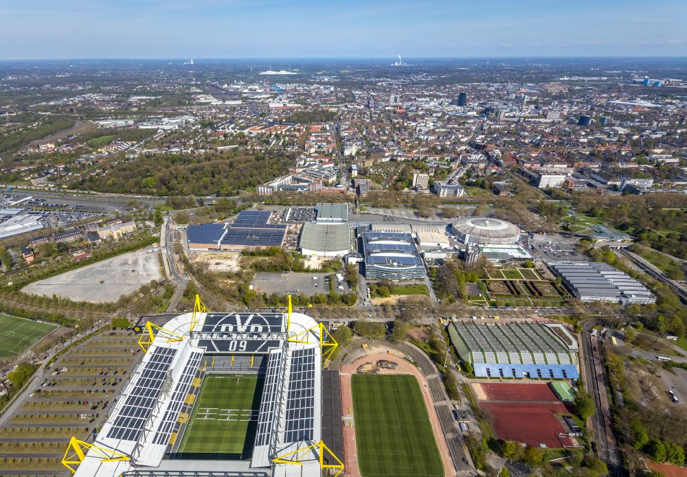 Dortmund from the bird's eye view: Exhibition grounds, congress center and exhibition halls and arena of the BVB - stadium Signal Iduna Park in Dortmund in the Ruhr area in the state of North Rhine-Westphalia, Germany