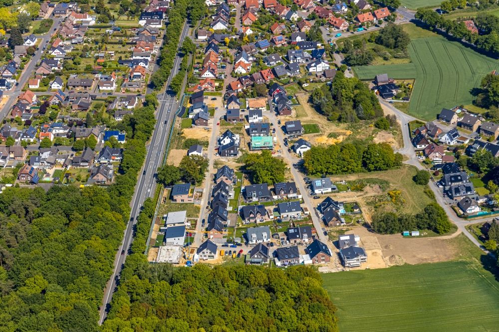 Aerial photograph Haltern am See - Residential area - Mixed development of a multi-family and single-family housing development Im Gruenen Winkel on Tumulifeld in Haltern am See in the state North Rhine-Westphalia, Germany