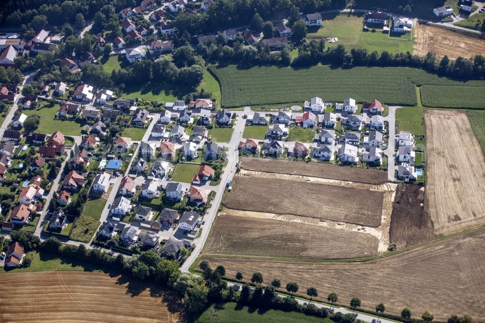 Aerial image Viecht - New residential area of a??a??a mixed development with multi-family houses and single-family houses Viecht-Sued-Einheit in Viecht in the state Bavaria, Germany