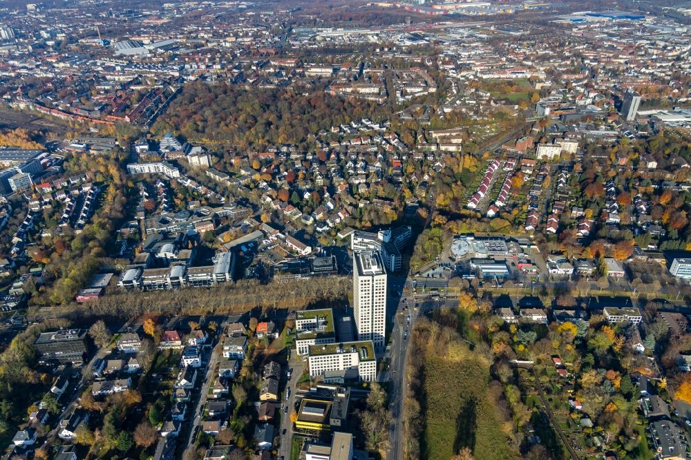 Dortmund from above - Mixing of residential and commercial settlements on Westfalendamm and Vosskuhle in Dortmund in the state North Rhine-Westphalia, Germany